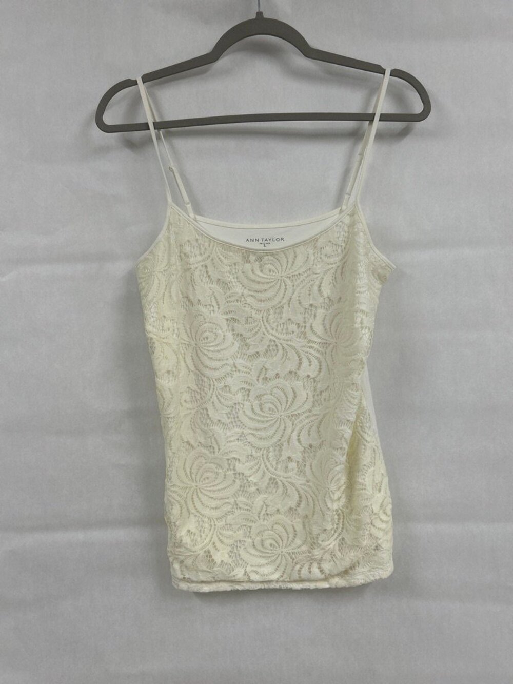 Ann Taylor Lace Camisole Tank Top Ivory Cream Size Large Classic Feminine Layers